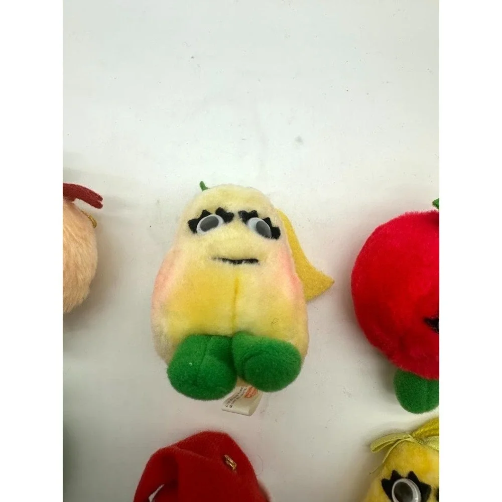 Del Monte Yumkins Plush Fruits & Vegetables Christmas Ornaments 1991 Lot of 6